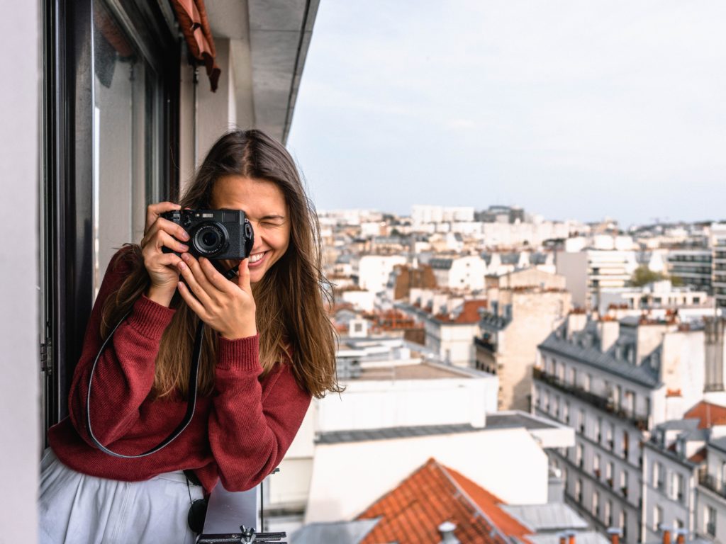 solimar intern takes photo on a rooftop